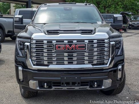 New 2025 GMC Sierra 2500 Denali w/ Technology Package image 4