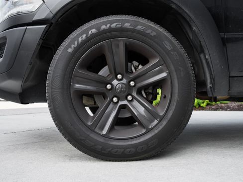 Used 2024 RAM 1500 Classic Warlock RWD image 14