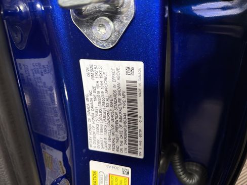 Used 2025 Honda CR-V Sport Touring image 27