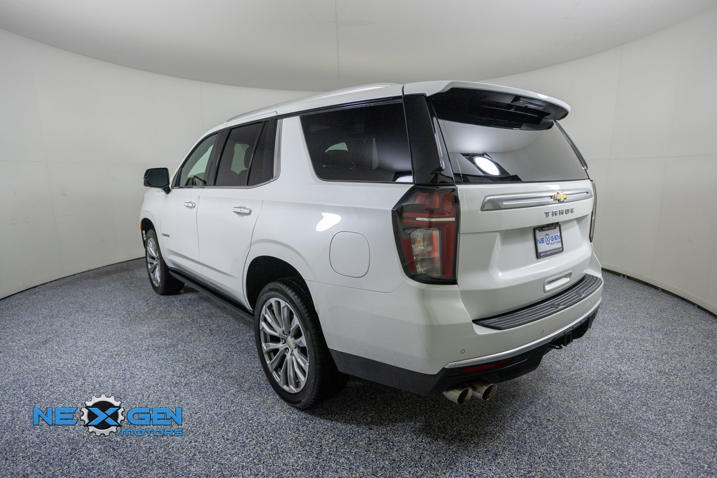 Used 2023 Chevrolet Tahoe High Country AWD/4WD image 6