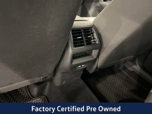 Used 2025 Volkswagen Tiguan S AWD/4WD image 17