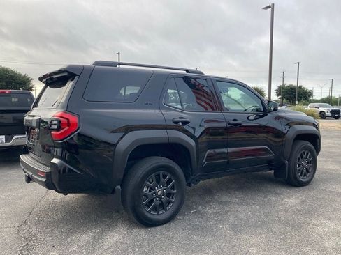 Certified 2026 Toyota 4Runner SR5 AWD/4WD image 5