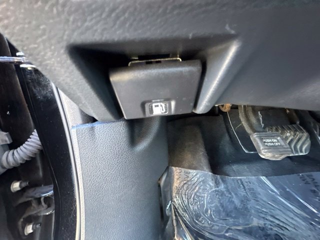 Used 2024 Nissan Sentra S FWD image 16