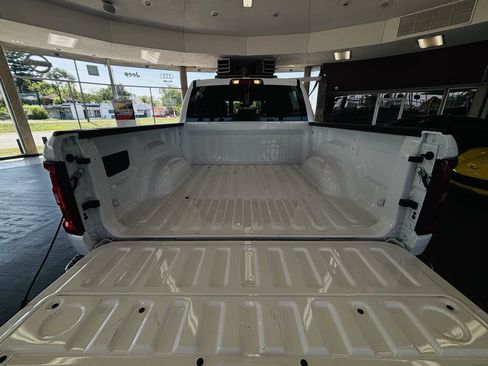 Used 2026 RAM 1500 Laramie AWD/4WD image 10