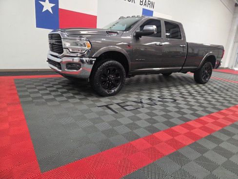 Used 2019 RAM 3500 Laramie AWD/4WD image 2