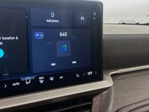 Used 2025 Ford Explorer Platinum w/ LUX Leather Package image 21