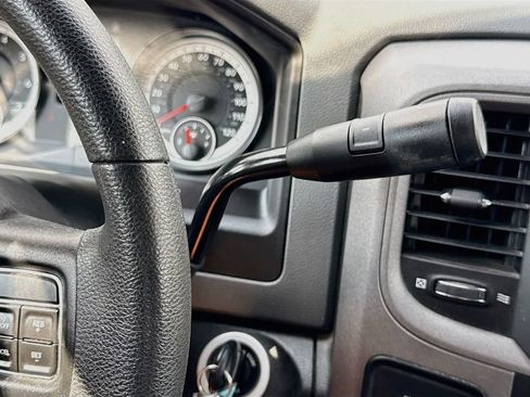Used 2019 RAM 1500 Express w/ Wheel & Sound Group AWD/4WD image 17
