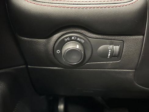 Certified 2025 Dodge Durango R/T image 26