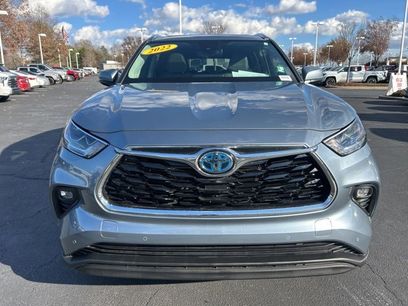 Used 2022 Toyota Highlander Limited
