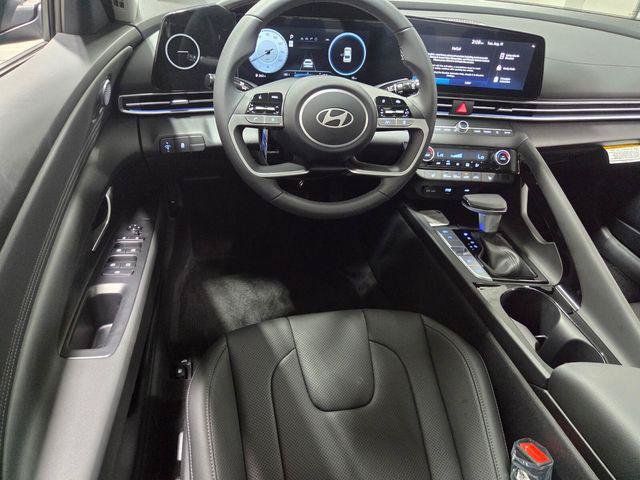New 2026 Hyundai Elantra Limited FWD image 7