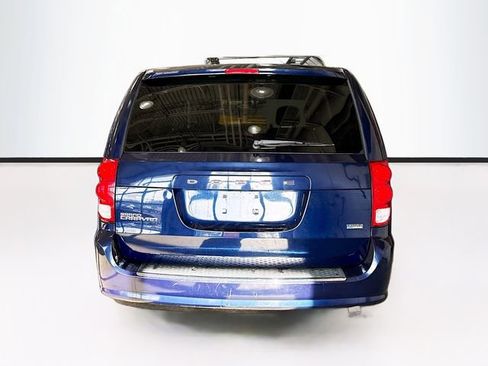 Used 2016 Dodge Grand Caravan SE w/ Quick Order Package 29E SE image 7