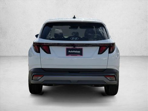 New 2026 Hyundai Tucson SE image 7