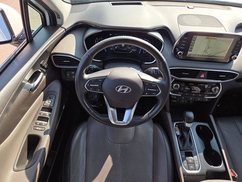 Used 2019 Hyundai Santa Fe FWD image 4