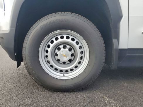 New 2025 Chevrolet Silverado EV W/T image 32