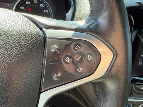 Used 2023 Chevrolet Traverse LT FWD image 20