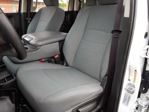 Used 2018 RAM 2500 Tradesman w/ Chrome Appearance Group AWD/4WD image 43