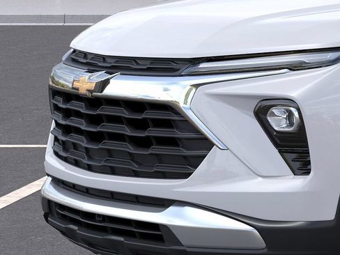 New 2026 Chevrolet TrailBlazer LT w/ Midnight Edition AWD/4WD image 13