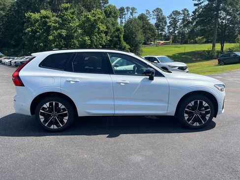 Used 2026 Volvo XC60 B5 Plus w/ Protection Package Premier image 6