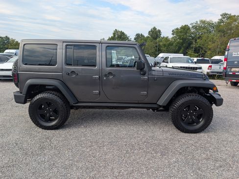 Used 2016 Jeep Wrangler Unlimited Sport AWD/4WD image 6