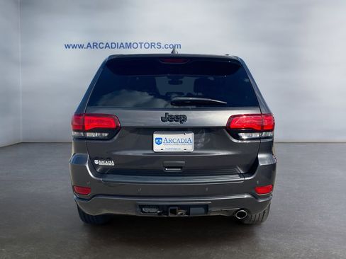 Used 2020 Jeep Grand Cherokee Altitude AWD/4WD image 4
