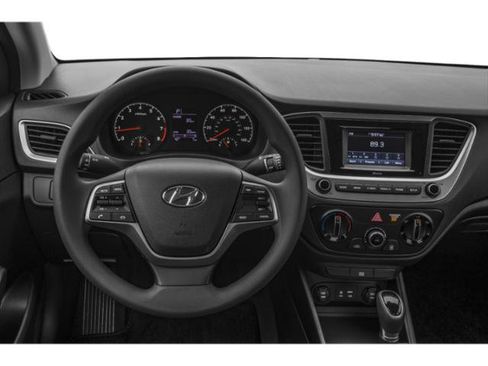 Used 2019 Hyundai Accent SE FWD image 10