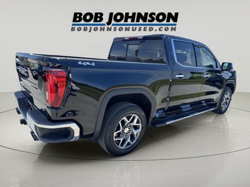 Used 2023 GMC Sierra 1500 SLT w/ SLT Premium Plus Package AWD/4WD image 3