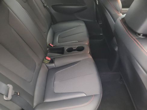Used 2021 Hyundai Veloster Turbo image 19