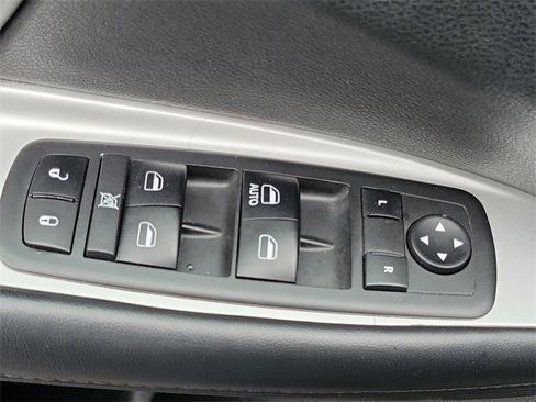 Used 2012 Dodge Journey SXT w/ Popular Equipment Group image 17