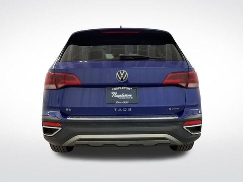 Used 2023 Volkswagen Taos SE w/ Panoramic Sunroof Package AWD/4WD image 22