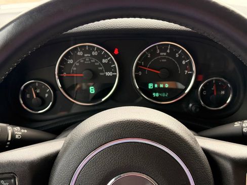 Used 2014 Jeep Wrangler Sport w/ Connectivity Group AWD/4WD image 25