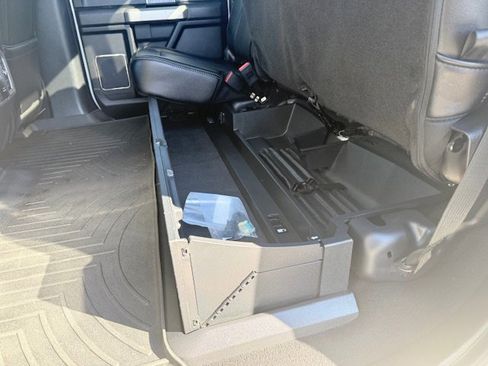 Used 2021 Ford F250 Lariat w/ Chrome Package image 15