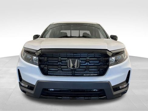 New 2025 Honda Ridgeline Black Edition image 9