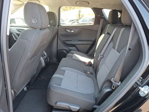 Used 2025 Chevrolet Blazer LT image 10
