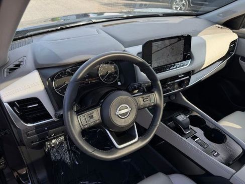 Certified 2023 Nissan Rogue SL w/ SL Premium Package image 19