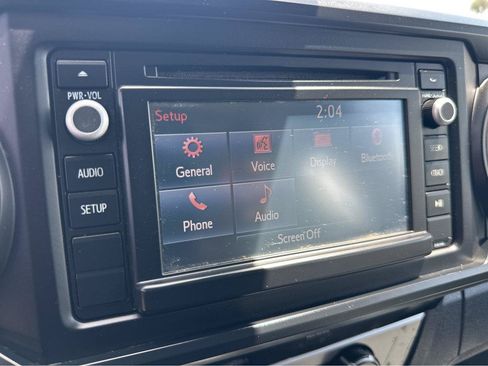 Used 2018 Toyota Tacoma SR RWD image 5