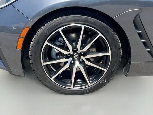Used 2022 Toyota GR86 RWD image 28