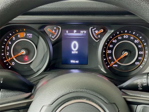 Used 2026 Jeep Wrangler Sport AWD/4WD image 17
