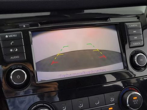 Used 2021 Nissan Rogue Sport S FWD image 18