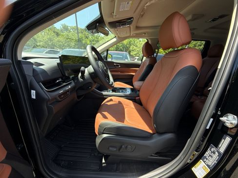 New 2026 Kia Carnival SX FWD image 18