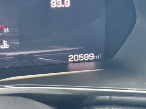 Used 2025 GMC Canyon Elevation RWD image 26
