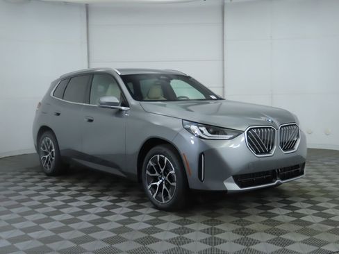 New 2026 BMW X3 xDrive30 image 3
