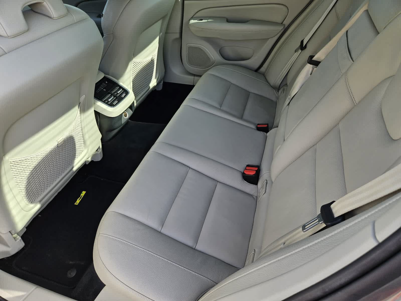 Used 2019 Volvo S60 T6 Inscription AWD/4WD image 27