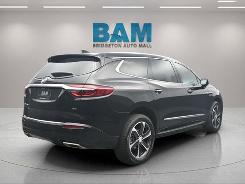 Used 2021 Buick Enclave Essence w/ Sun And Navigation Package AWD/4WD image 5