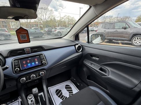 Used 2024 Nissan Versa SV image 18
