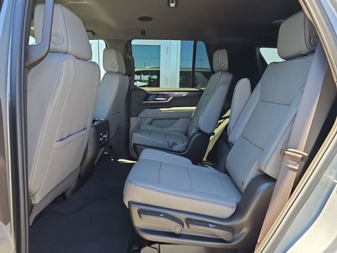 New 2026 GMC Yukon Elevation image 15