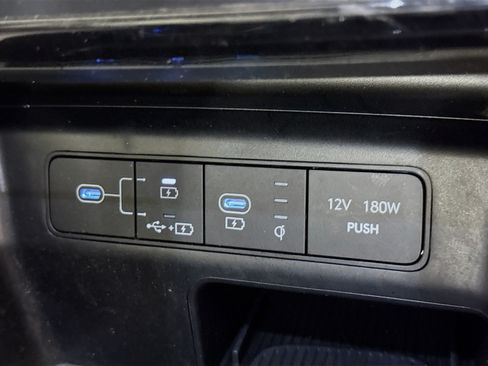 Used 2025 Hyundai Tucson SEL FWD image 41