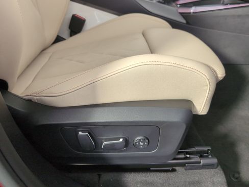 Used 2026 BMW X3 xDrive30 w/ Convenience Package image 31