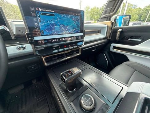 Used 2024 GMC Hummer EV 3X w/ LPO, Illumination Package AWD/4WD image 30