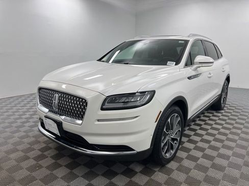 Certified 2023 Lincoln Nautilus Reserve w/ Equipment Group 201A image 2