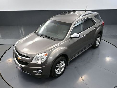 Used 2011 Chevrolet Equinox LT w/ Chrome Appearance Package image 54